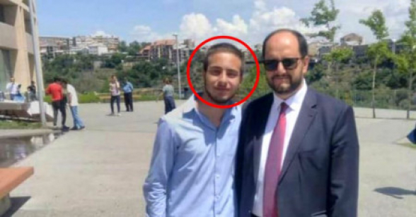 Այս պահից սկսած գտնվում են հացադուլի մեջ, մինչև ազգադավ Արայիկ Հարությունյանը հրաժարական տա